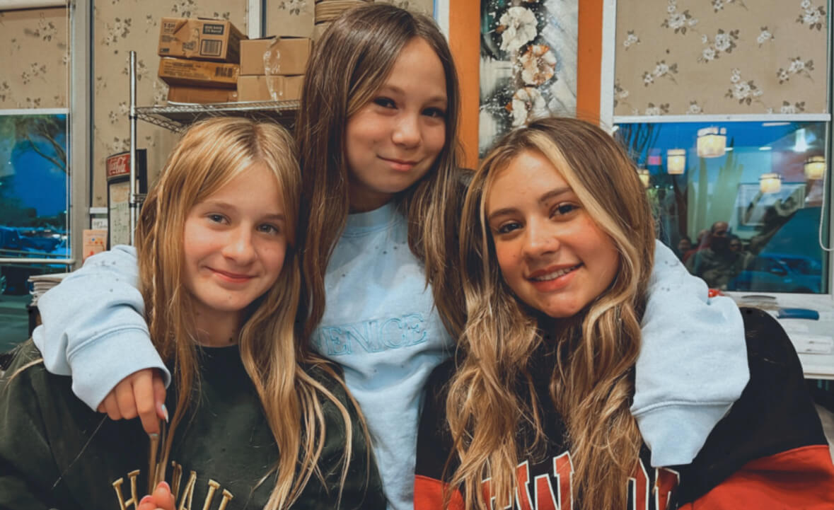 Gillian Grace Ragan - Photo 86