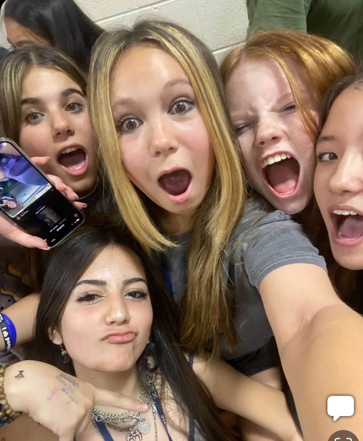 Gillian Grace Ragan - Photo 104