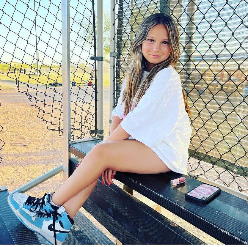 Gillian Grace Ragan - Photo 66